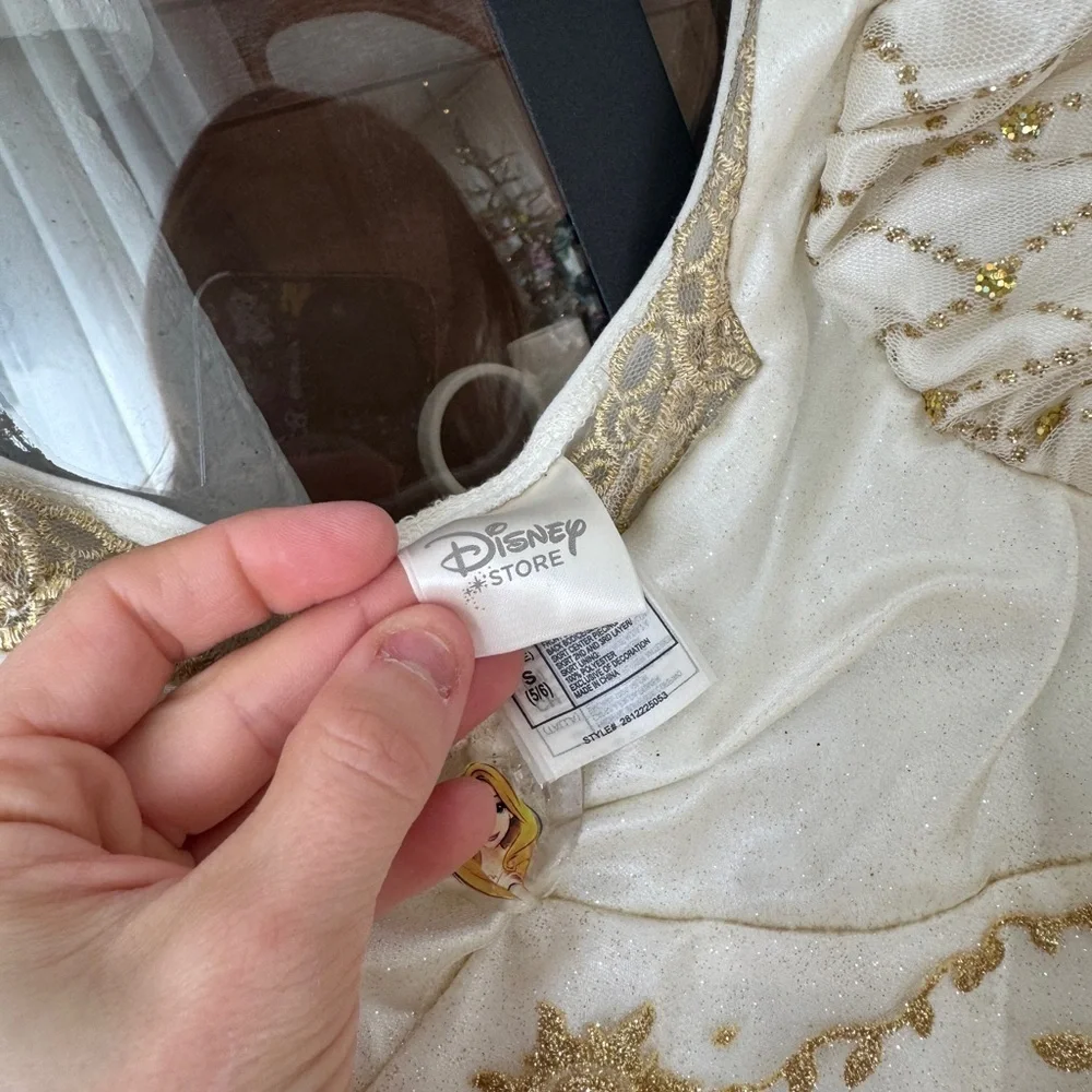 2012 Disney Store Tangled Ever After Rapunzel Wedding Dress Costume princess